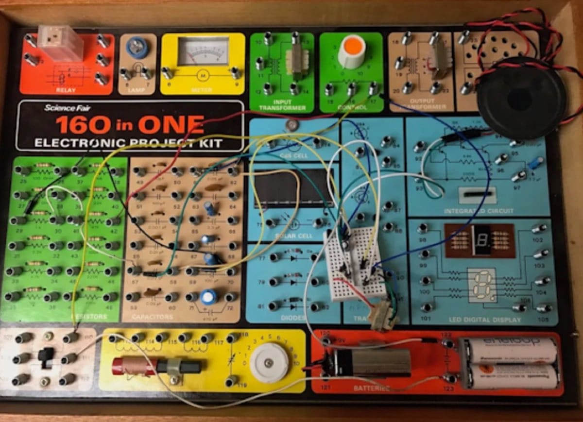 160 in ONE board: colour-blocked zones, chrome springs, a real meter