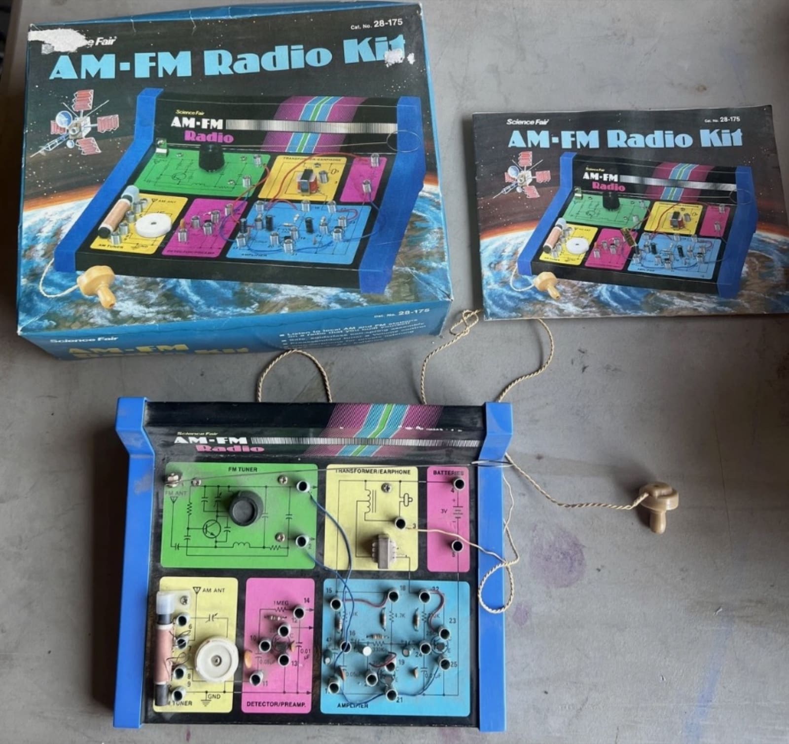 Science Fair AM-FM Radio Kit, catalogue number 28-175: box, manual, board, and the earphone still on its cord